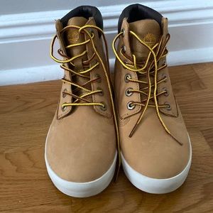 Timberland Women’s High Top Sneaker Boots